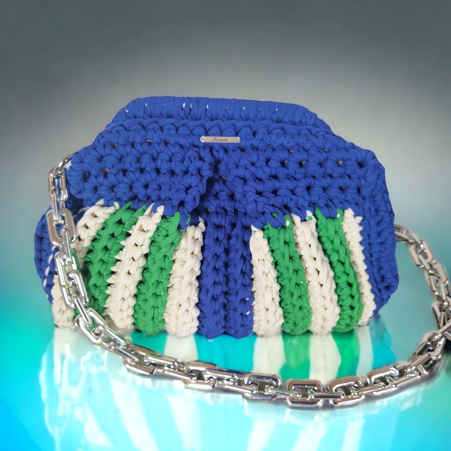 Custommade: Πολύχρωμη τσάντα pochette μπλε ρουά-πράσινο-ιβουάρ
