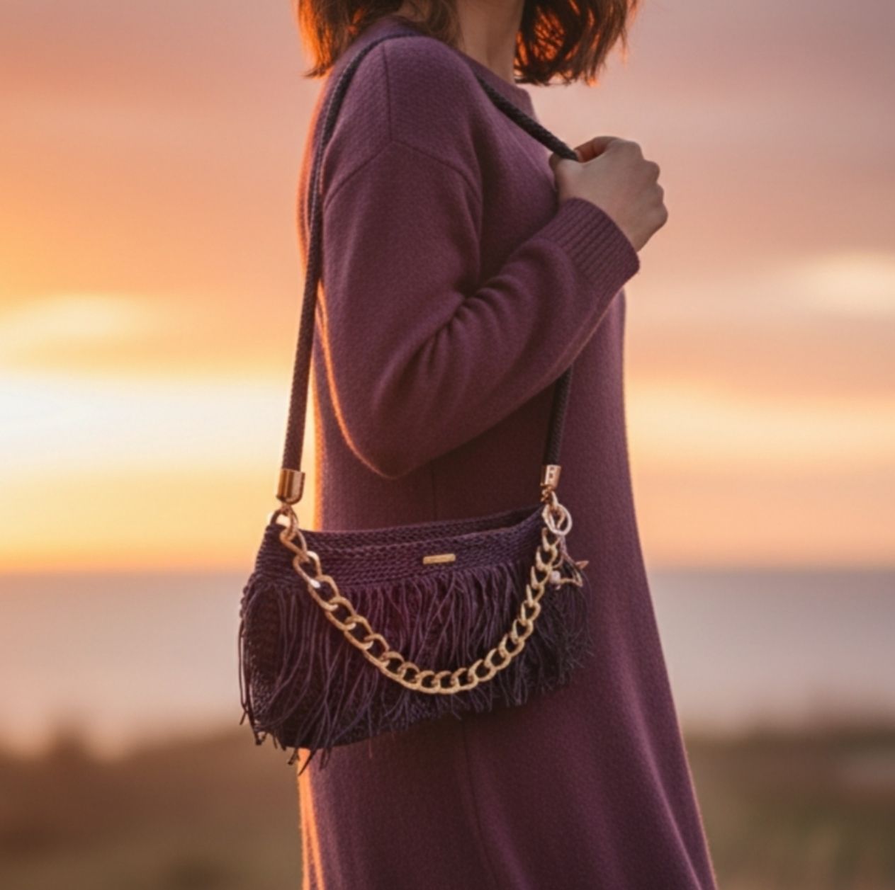 Μπλέ τσάντα ώμου με κρόσσια