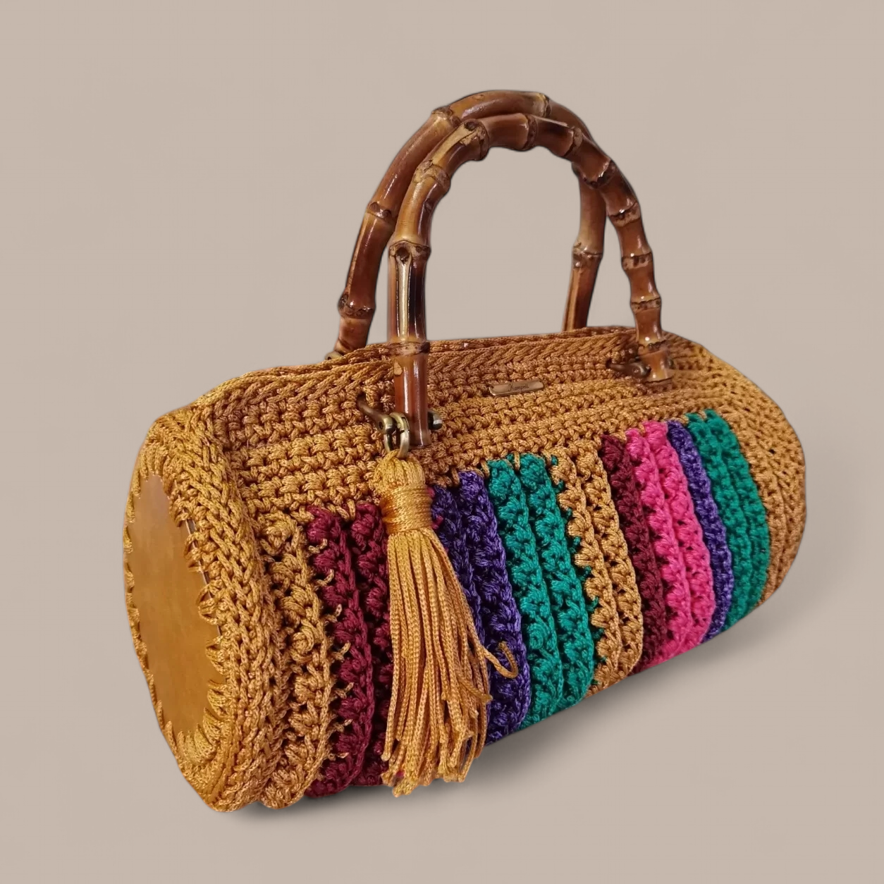 Πολύχρωμο βαρελάκι με χεράκια μπαμπού & φουντίτσα