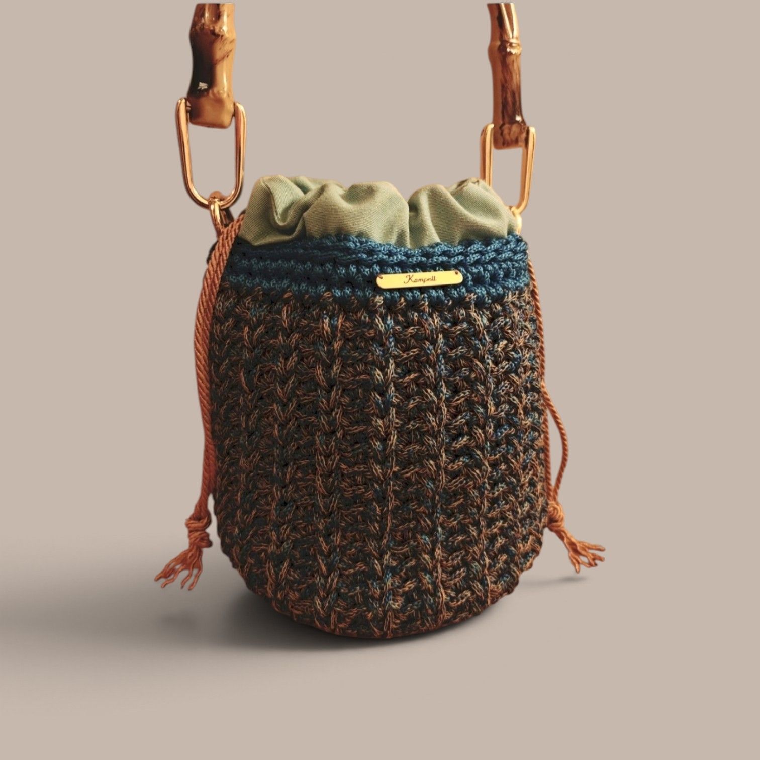 Mini bucket bag πετρόλ-κρεμμιδί