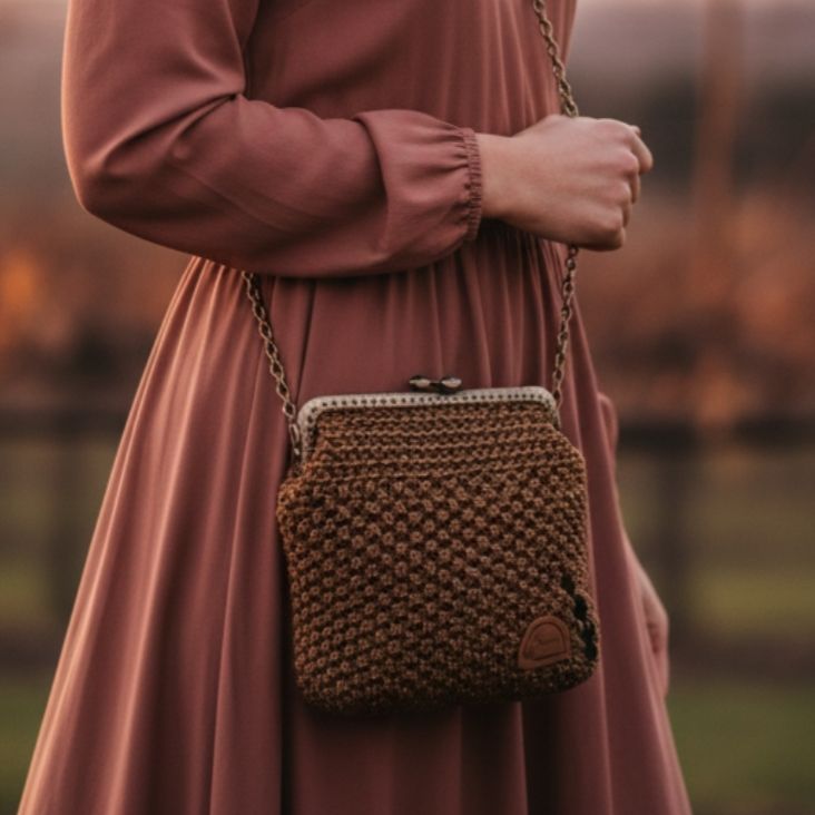 "Βερονίκη" καφέ τσαντάκι ολόπλεκτο vintage style