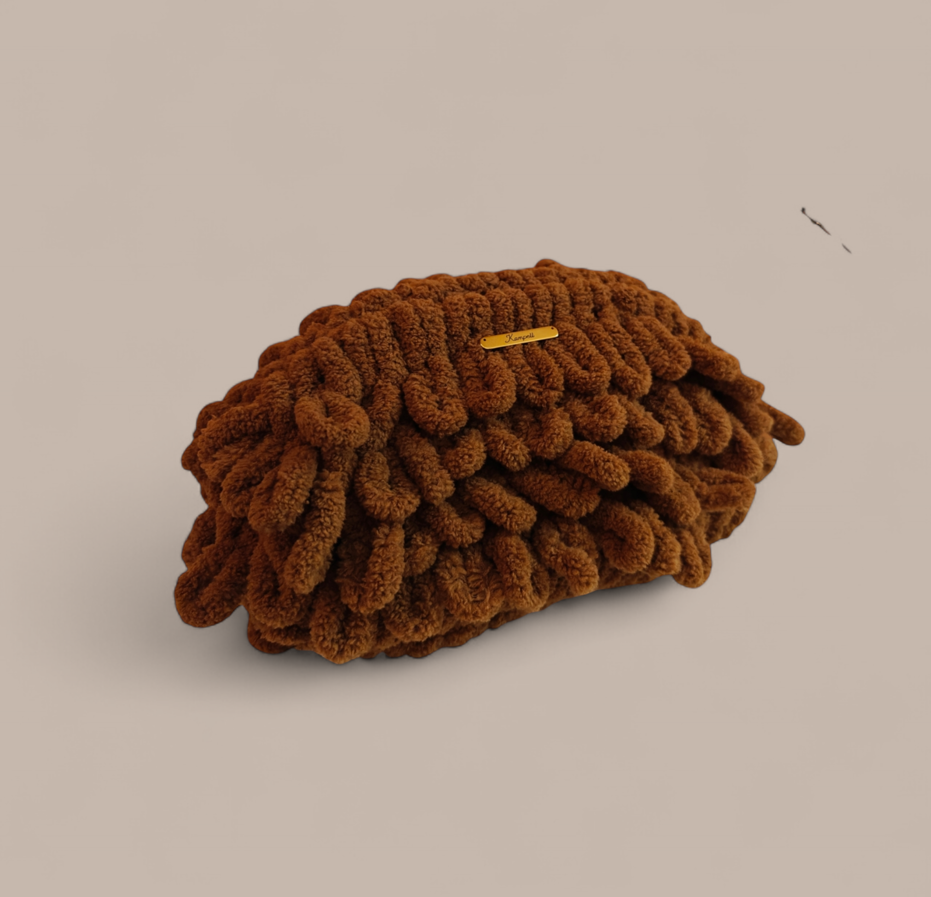 Βελουτέ τσαντάκι pochette καφέ