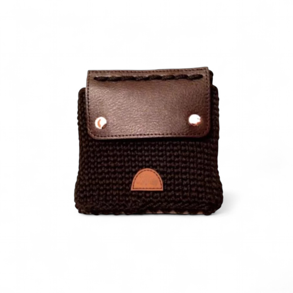 Θήκη IQOS μαύρη με δερμάτινο καπάκι