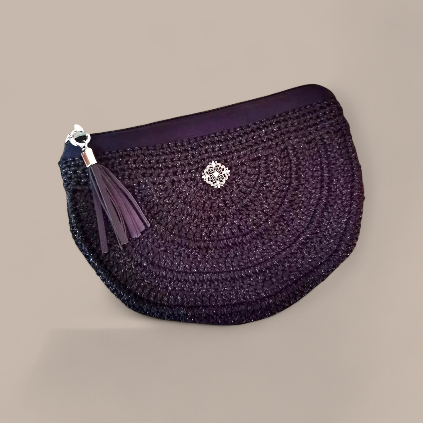 Μαύρο τσαντάκι "halfmoon"